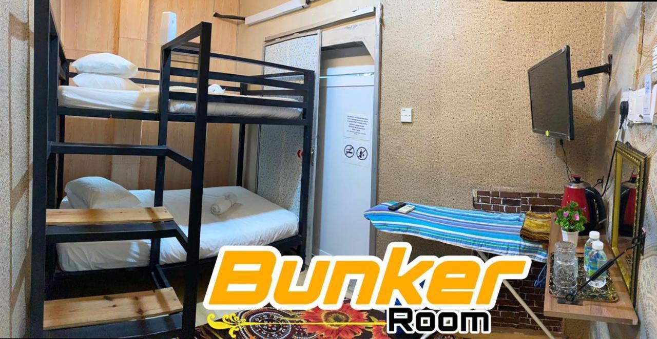 Pine Hotel Batu Gajah Eksteriør billede