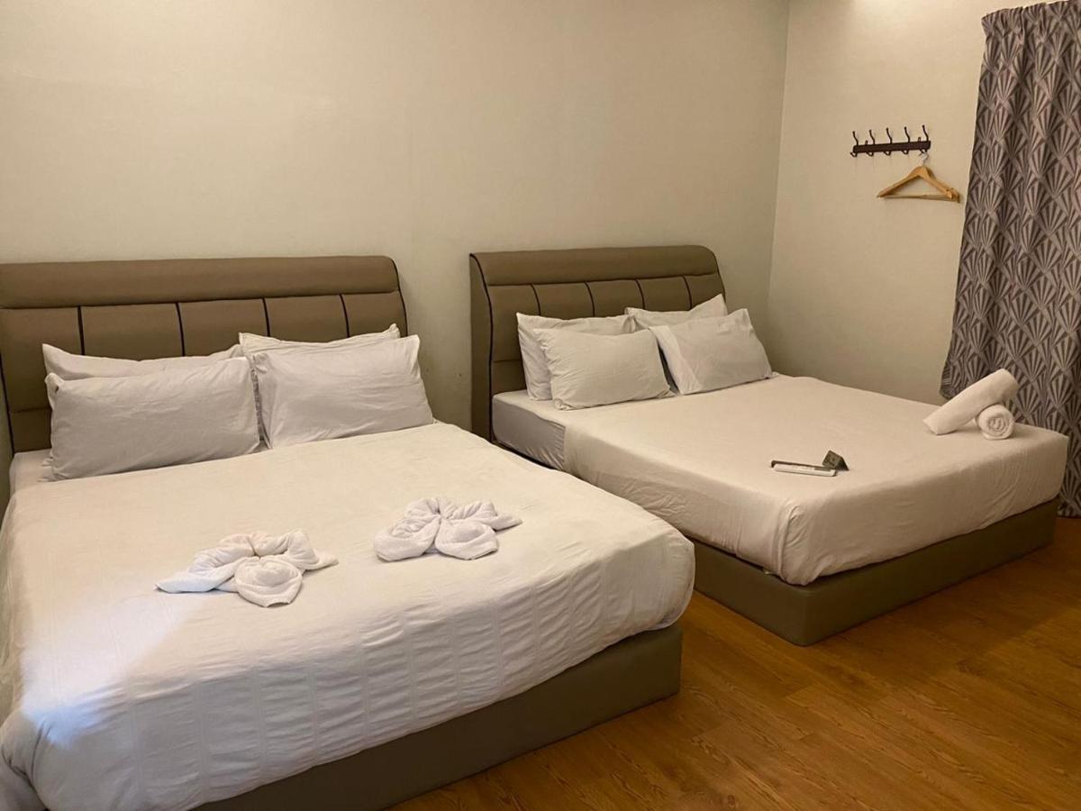 Pine Hotel Batu Gajah Eksteriør billede