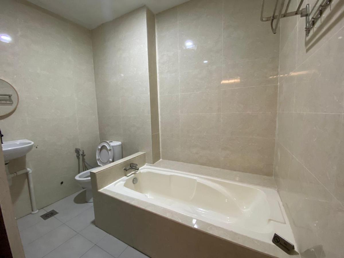 Pine Hotel Batu Gajah Eksteriør billede