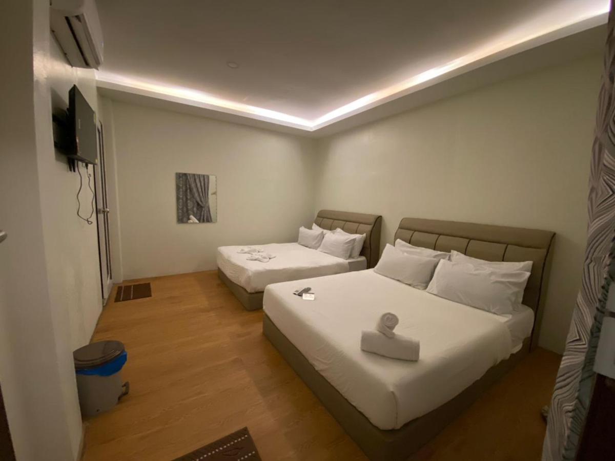 Pine Hotel Batu Gajah Eksteriør billede